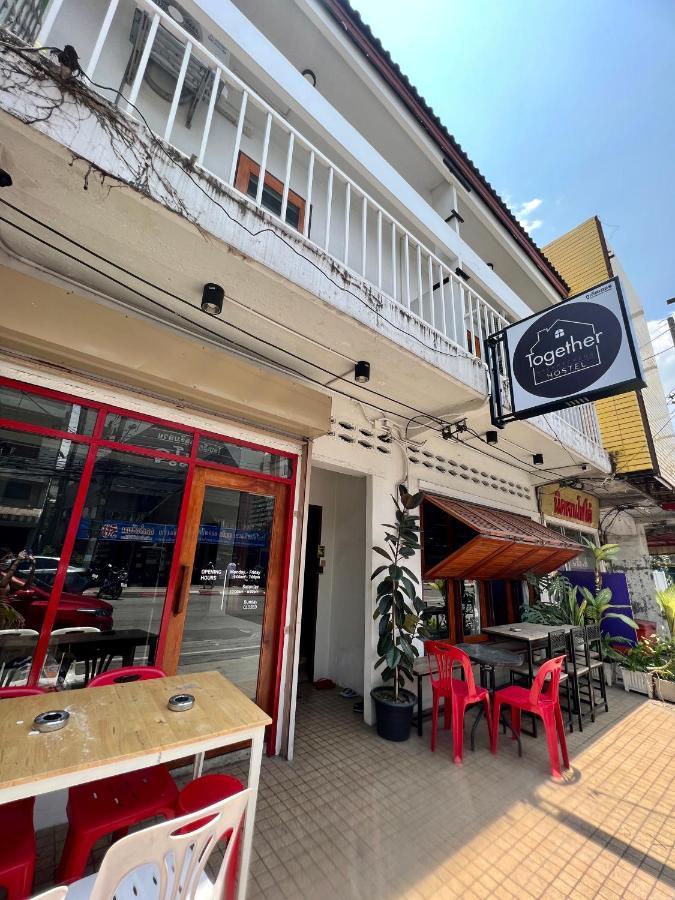 Together Backpackers Hostel Chiang Rai Exterior foto